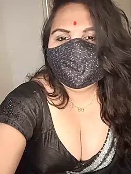 Snapshot of Love-priya chatting on 19, 2, 2025 Love-priya online show from 19, 2, 2025