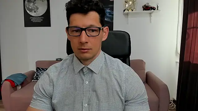 Snapshot of BrutusK08 chatting on 6, 3, 2025 BrutusK08 online show from 6, 3, 2025