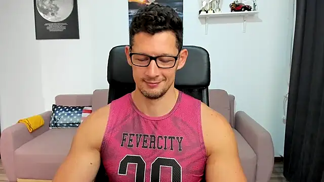 Snapshot of BrutusK08 chatting on 22, 10, 2025 BrutusK08 online show from 22, 10, 2025