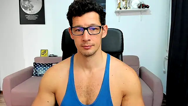 Snapshot of BrutusK08 chatting on 30, 11, 2025 BrutusK08 online show from 30, 11, 2025