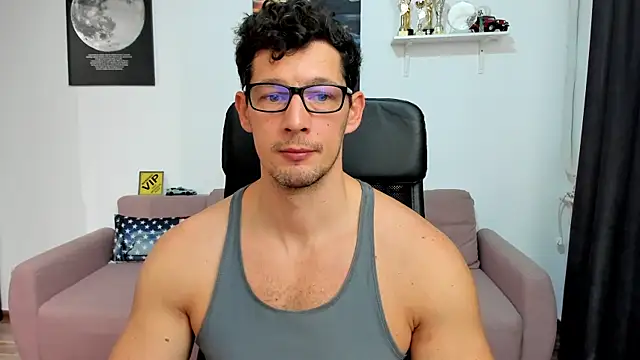 Snapshot of BrutusK08 chatting on 3, 12, 2025 BrutusK08 online show from 3, 12, 2025