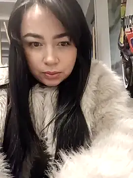 Snapshot of Lia_Roxx chatting on 13, 1, 2025 Lia Roxx online show from 13, 1, 2025