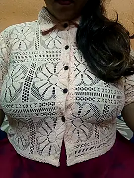 CUTE SOPHIA- online show from 18, 2, 2025