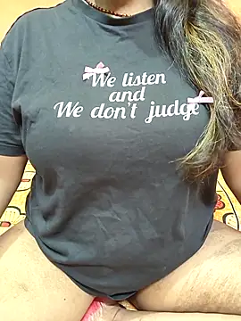 CUTE SOPHIA- online show from 5, 11, 2025