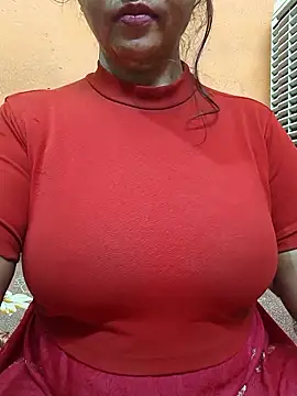 Snapshot of CUTE_SOPHIA- chatting on 22, 5, 2026 CUTE SOPHIA- online show from 22, 5, 2026