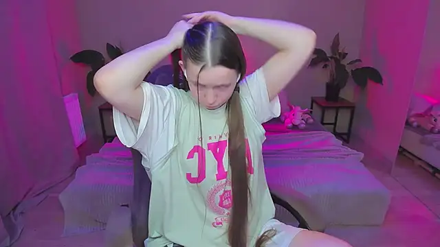 HelloRoxy online show from 18, 12, 2024