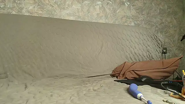 LonelyFlower online show from 11, 1, 2026