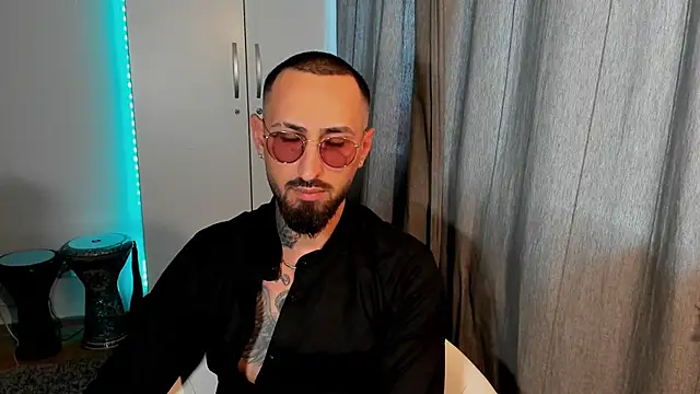 Snapshot of Baddfuckerr chatting on 31, 1, 2025 Baddfuckerr online show from 31, 1, 2025