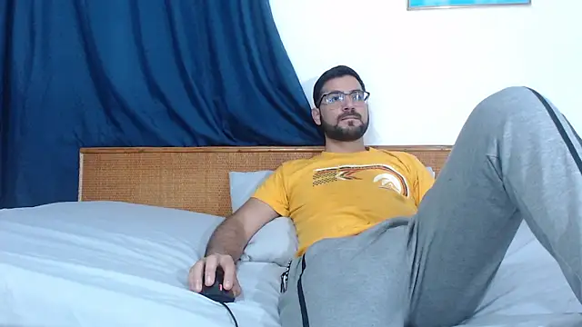 Snapshot of _Araboys_ chatting on 8, 3, 2026 Araboys online show from 8, 3, 2026