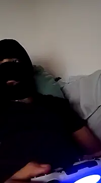 Snapshot of BigY690 chatting on 18, 2, 2025 BigY690 online show from 18, 2, 2025