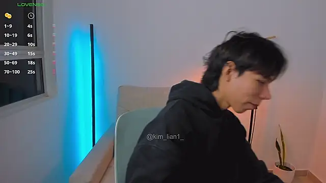 Snapshot of kim_lian21 chatting on 19, 3, 2026 kim lian21 online show from 19, 3, 2026