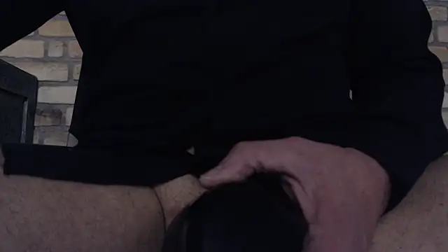 Snapshot of maik-daHouse chatting on 19, 1, 2025 maik-daHouse online show from 19, 1, 2025