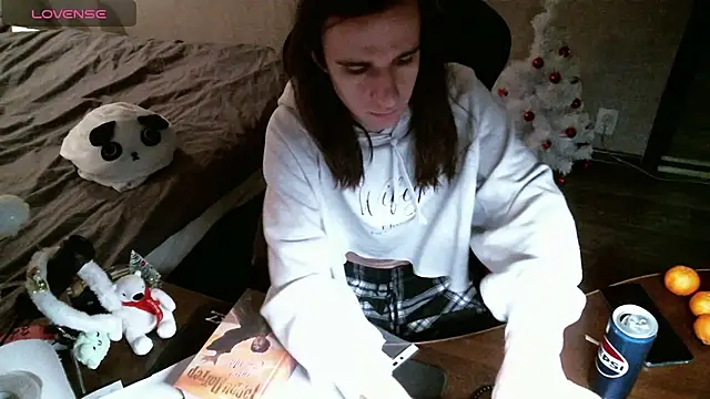 izilizi 23 online show from 11, 1, 2025