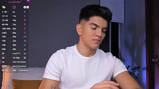 santiago 01 online show from 12, 9, 2025