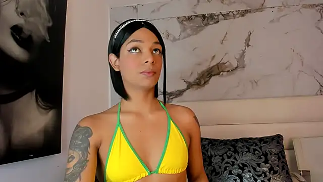 Snapshot of emily_lady20 chatting on 30, 7, 2026 emily lady20 online show from 30, 7, 2026