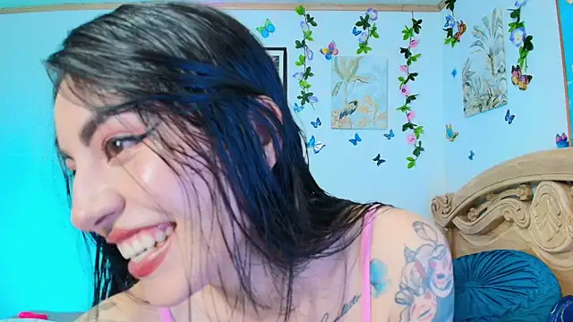 Snapshot of Teresa_Moon_ chatting on 10, 10, 2025 Teresa Moon  online show from 10, 10, 2025