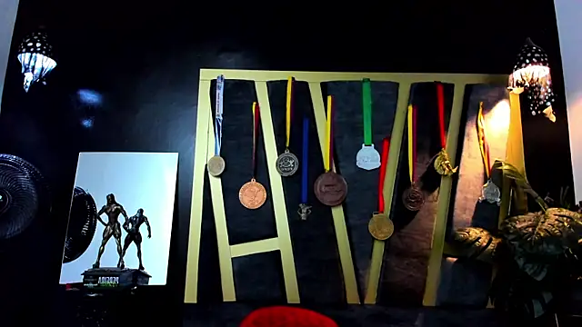 Khloe Rossich online show from 5, 3, 2025