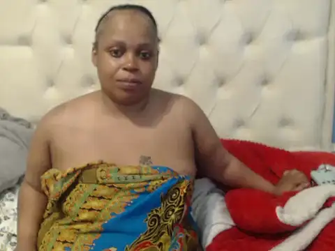 THESHORTQUEEN online show from 17, 11, 2025