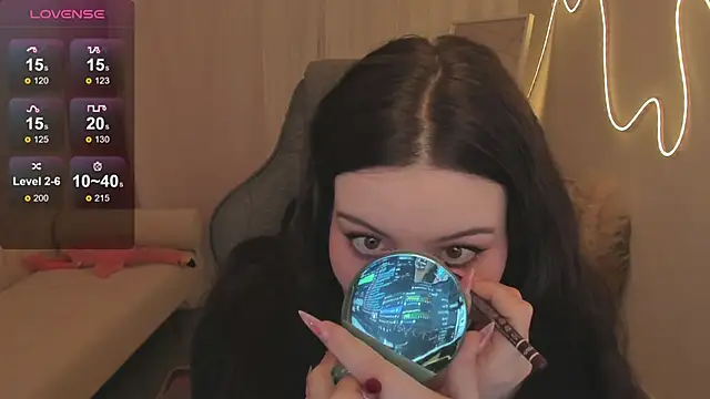 CoralineKeyns online show from 20, 2, 2026