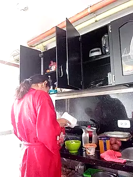 Cameron puppy online show from 4, 12, 2025