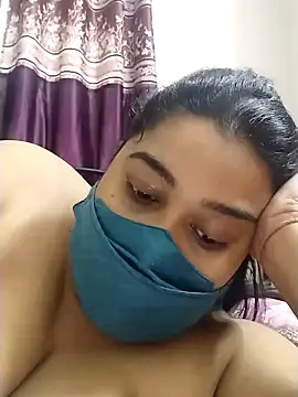 Snapshot of indianlisa5 chatting on 9, 2, 2025 indianlisa5 online show from 9, 2, 2025