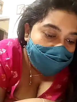 Snapshot of indianlisa5 chatting on 15, 2, 2025 indianlisa5 online show from 15, 2, 2025