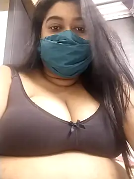 Snapshot of indianlisa5 chatting on 23, 2, 2025 indianlisa5 online show from 23, 2, 2025