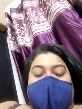 Snapshot of indianlisa5 chatting on 19, 11, 2025 indianlisa5 online show from 19, 11, 2025