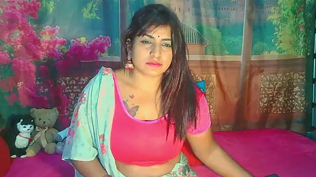 Snapshot of RoyalIndianCreamPuff chatting on 30, 5, 2026 RoyalIndianCreamPuff online show from 30, 5, 2026