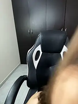 adara lennox online show from 22, 2, 2026