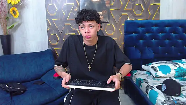 Snapshot of Harry_jhonsson chatting on 14, 3, 2026 Harry jhonsson online show from 14, 3, 2026