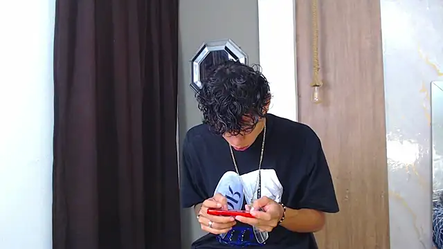 Snapshot of Harry_jhonsson chatting on 13, 4, 2026 Harry jhonsson online show from 13, 4, 2026