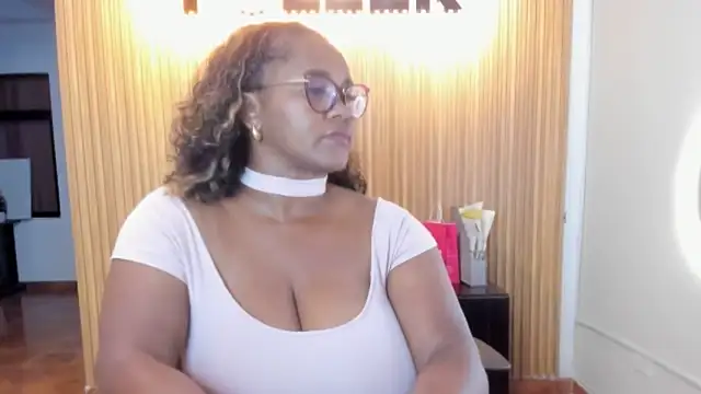 AliciaMiilf online show from 11, 2, 2025