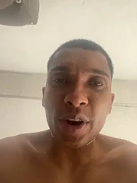 Aaronblack1  online show from 17, 4, 2026