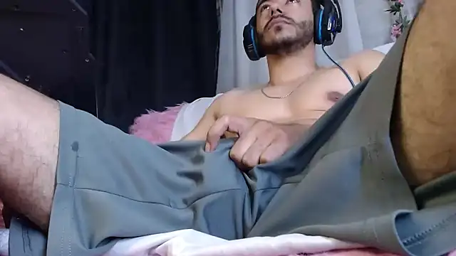 Snapshot of Tommhot chatting on 6, 1, 2025 Tommhot online show from 6, 1, 2025