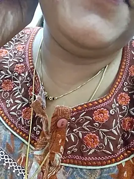 Snapshot of Marathi_rohini1 chatting on 24, 10, 2025 Marathi rohini1 online show from 24, 10, 2025