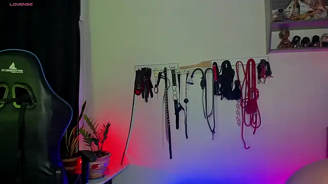 scarlet-kennedy98 online show from 17, 12, 2024