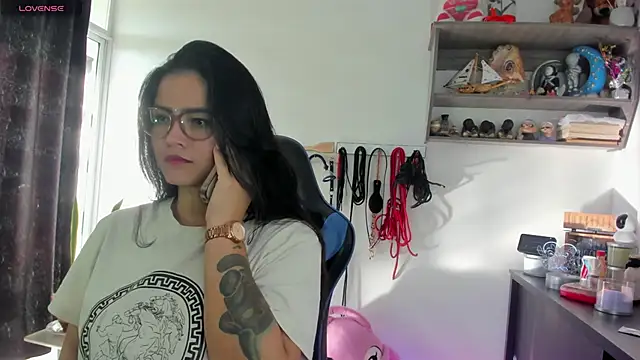 scarlet-kennedy98 online show from 31, 12, 2024