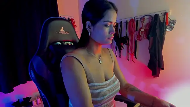 scarlet-kennedy98 online show from 19, 9, 2025