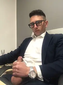 Snapshot of masterboss_ chatting on 13, 4, 2026 masterboss online show from 13, 4, 2026