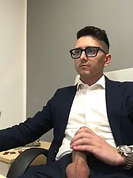 Snapshot of masterboss_ chatting on 15, 4, 2026 masterboss online show from 15, 4, 2026