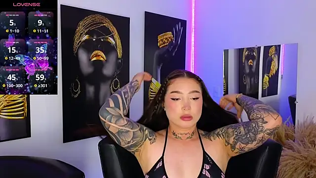 Snapshot of _brenna_hanson chatting on 25, 1, 2025 brenna hanson online show from 25, 1, 2025