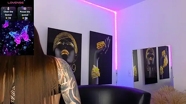 Snapshot of _brenna_hanson chatting on 5, 3, 2025 brenna hanson online show from 5, 3, 2025