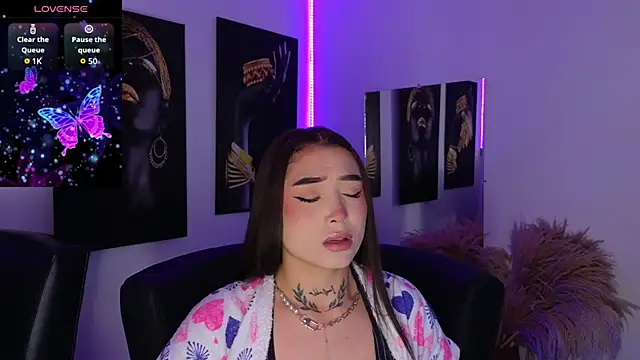 Snapshot of _brenna_hanson chatting on 1, 11, 2025 brenna hanson online show from 1, 11, 2025