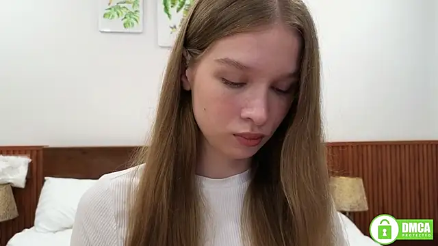 Snapshot of CutieBeauty chatting on 15, 4, 2026 CutieBeauty online show from 15, 4, 2026