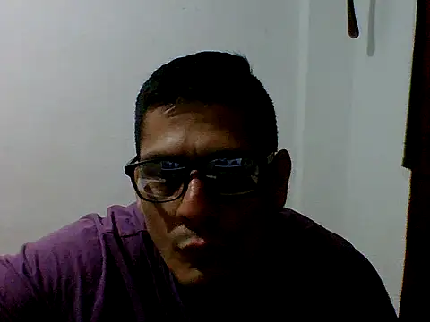 Snapshot of Yeyeyleidi chatting on 30, 4, 2026 Yeyeyleidi online show from 30, 4, 2026