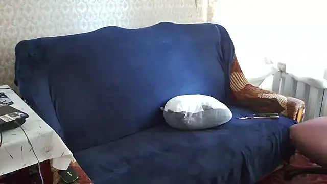 franceska blue online show from 11, 4, 2026