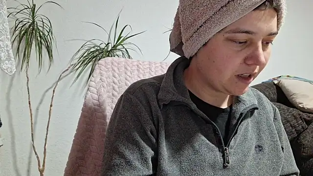 Snapshot of Cyndee_Winter chatting on 6, 1, 2026 Cyndee Winter online show from 6, 1, 2026