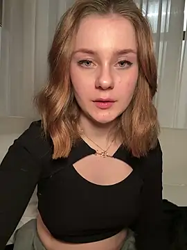 MaribelRiver online show from 1, 3, 2025