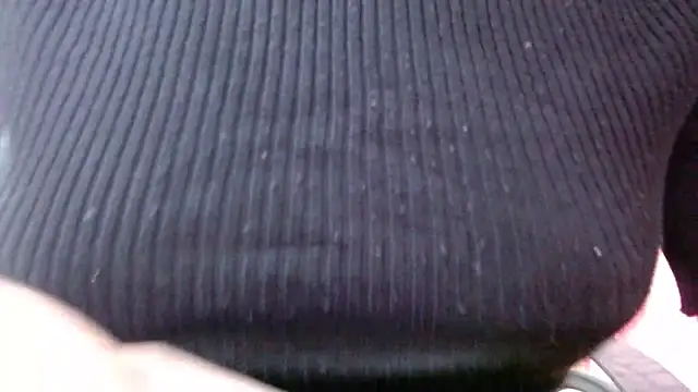 Snapshot of sexy_ishu chatting on 5, 3, 2025 sexy ishu online show from 5, 3, 2025